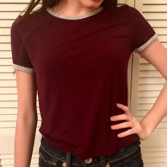 Basic tee - Picture 1 of 4